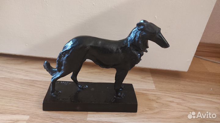 Собака борзая