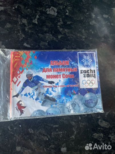 100 рублей банкноты и монеты 25 рублей