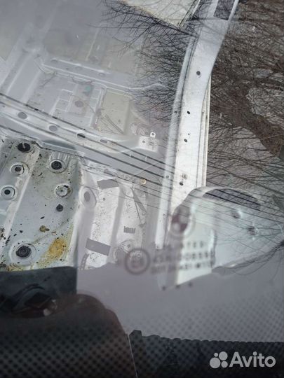 Бмв е39 лобовое под датчик