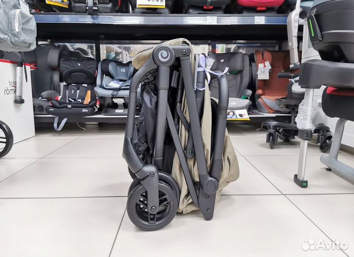 Детская прогулочная коляска Tutis Jogo