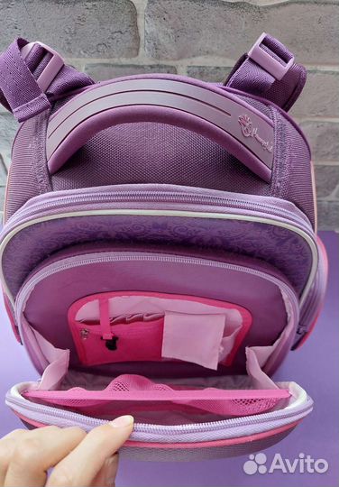 Ранец с ортопедической спинкой hummingbird