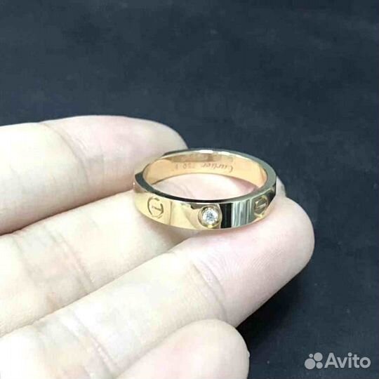 Кольцо Cartier Love, желтое золото с 1 бриллиантом 0,02ct