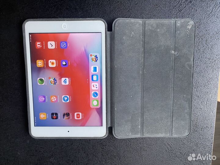 Плашет Apple iPad mini 2 16Gb Wi-Fi + Cellular (me