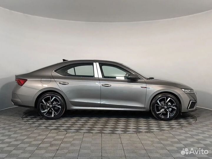 Skoda Octavia 1.4 AT, 2023