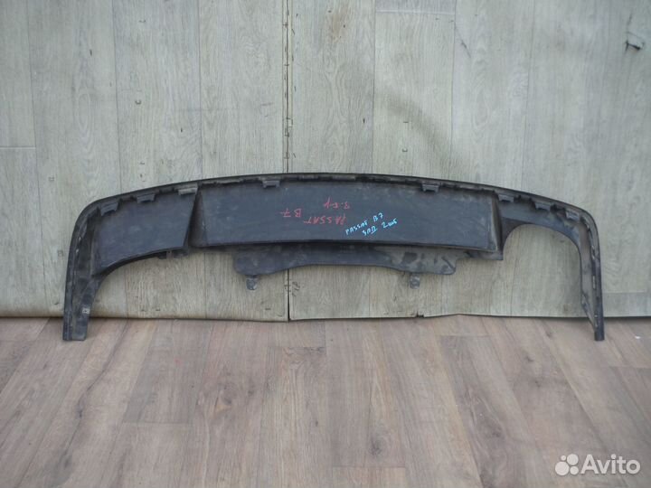 Юбка заднего бампера Volkswagen Passat B7 2013