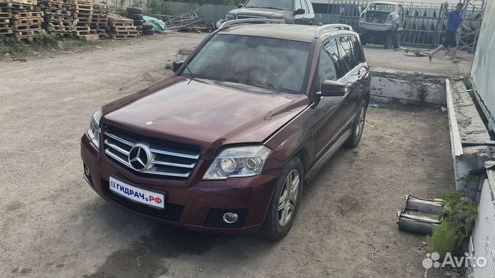 Накладка переднего крыла левого Mercedes-Benz GLK (X204) 2048891125