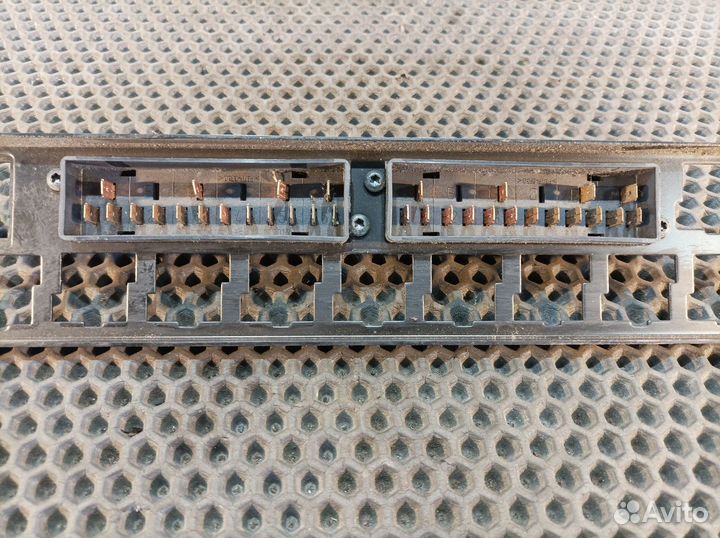 1079095 Блок предохранителей Volvo FH, Volvo FM