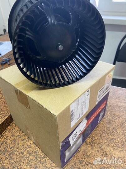 Вентилятор печки на Renault Trafic/Opel Vivaro