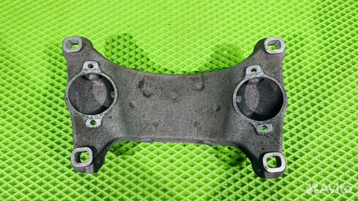 Кронштейн АКПП Audi A8 D3 (4E) 2002-2010