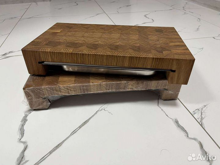 Торцевая разделочная доска с гастроемкостью