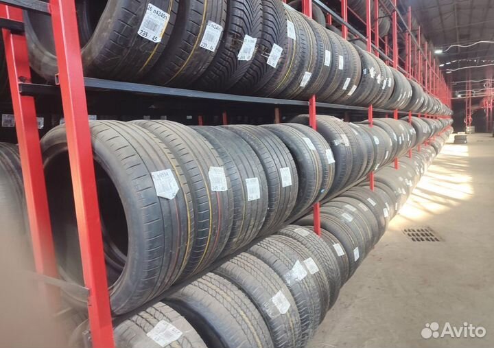Pirelli Cinturato P1 275/40 R22