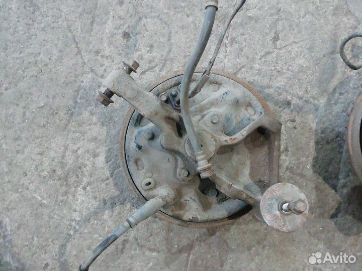 Кулак задний киа спектра