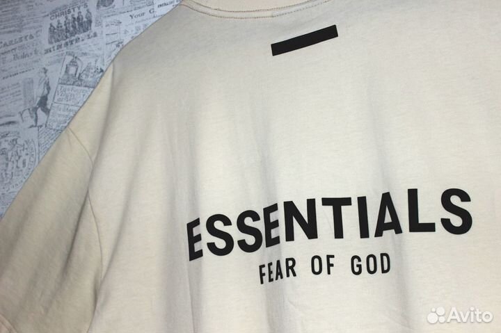 Fear of God Essentials бежевая футболка