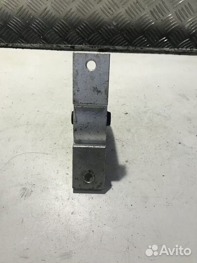 Опора двигателя передняя Nissan Almera N16