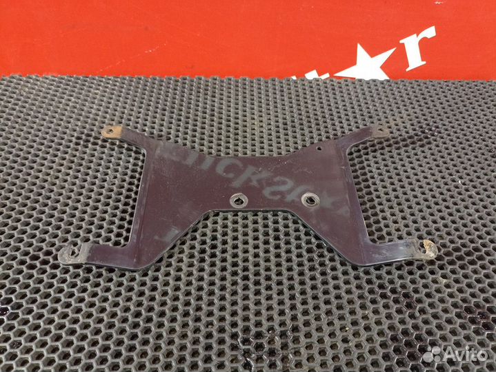 Кронштейн фильтра грубой очистки Man TGX