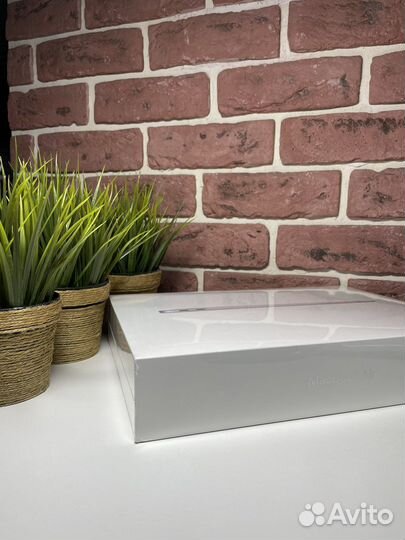 Ноутбук macbook air 13 8/256