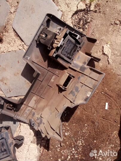 Nissan almera classic пластик торпеды левая часть