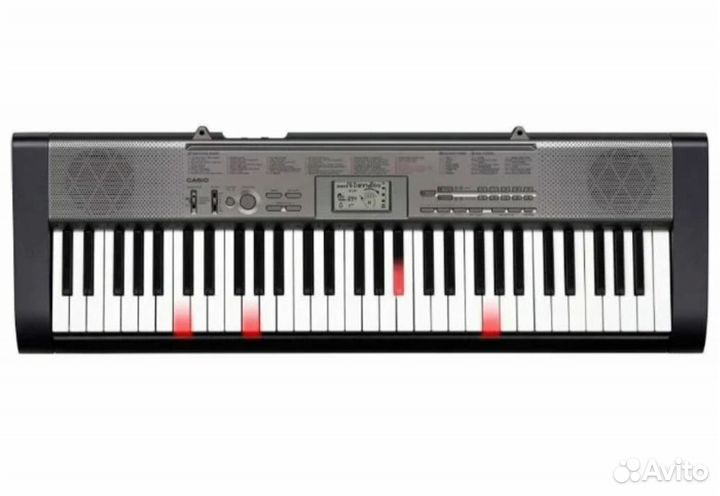 Синтезатор с функцией обучения Casio LK-125