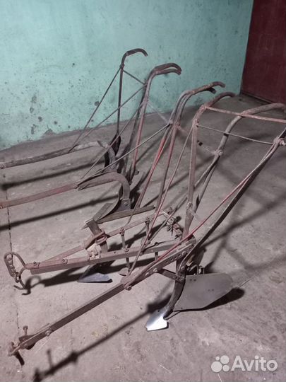 Конный плуг