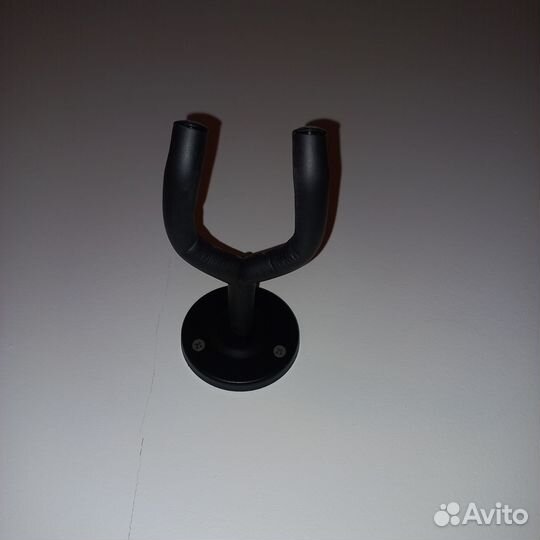 Подвесные крючки для гитар