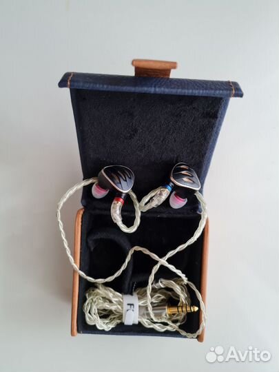 Внутриканальные наушники Fiio Fh5s