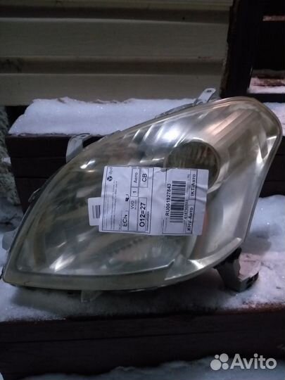 Фара левая toyota raum