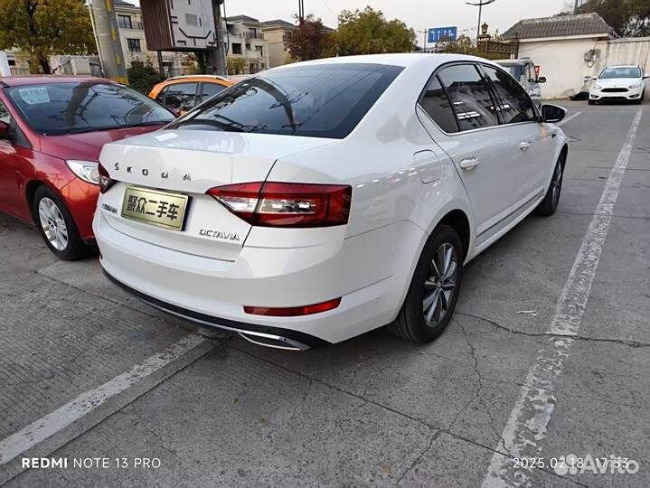 Skoda Octavia 1.5 AT, 2021, 66 000 км