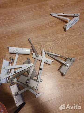 Дверной доводчик,есть установка,доставка