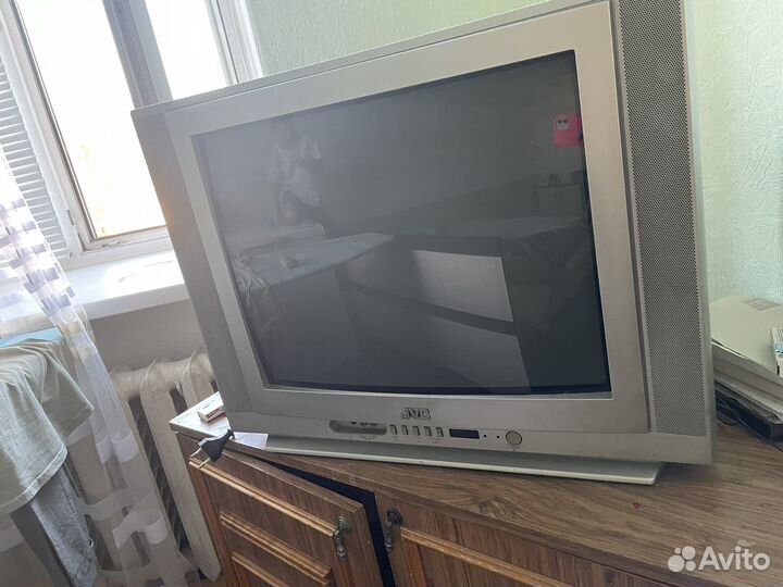 Телевизор JVC