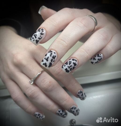 Маникюр (ознакомитесь с прайсом)