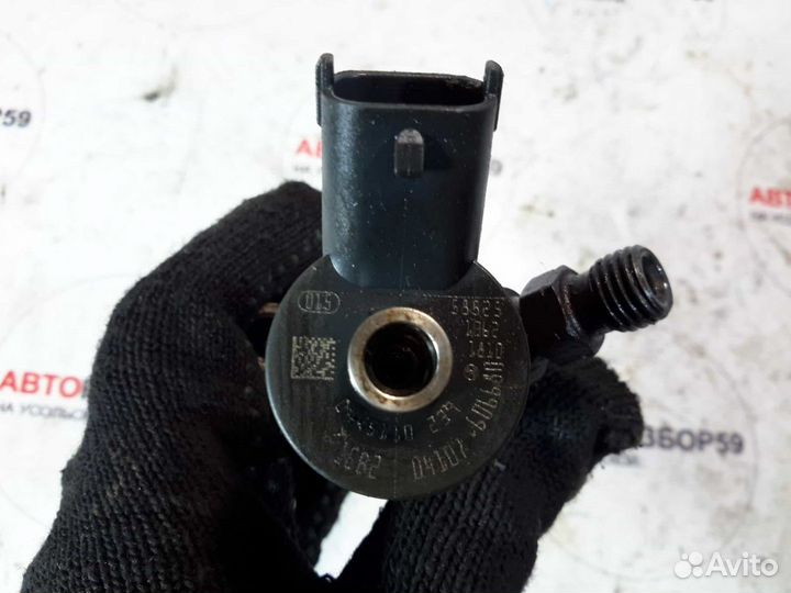 Форсунка топливная Ford Focus 2