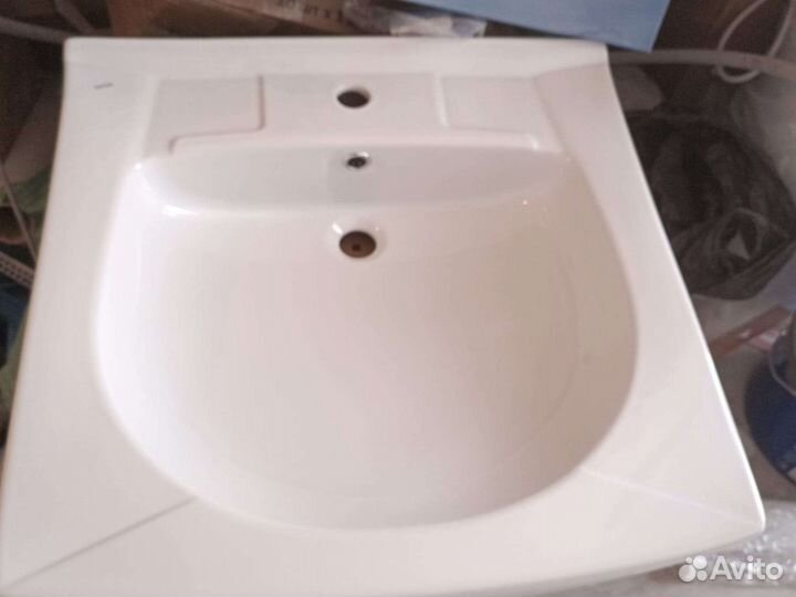 Раковина в ванную комнату подстралнуюмашнкуна 60