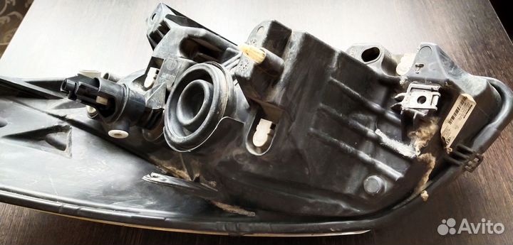 Фара правая renault sandero stepway 1