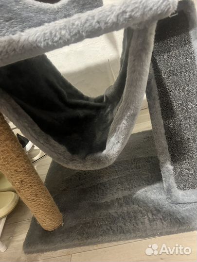 Кошачий домик с когтеточкой б/у