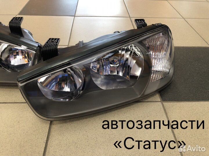 Передние фары Hyundai Elantra 3