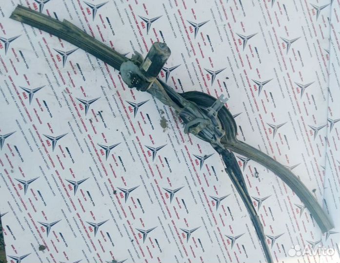 Трапеция дворников мерседес w124