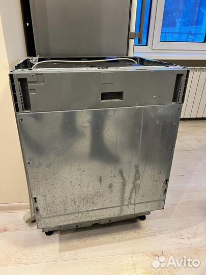 Посудомоечная машина Electrolux ESL95201LO