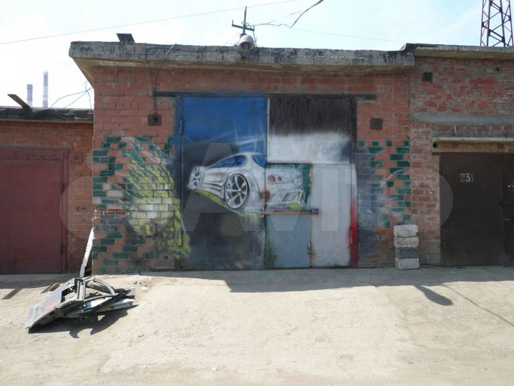 Гараж, > 30 м²