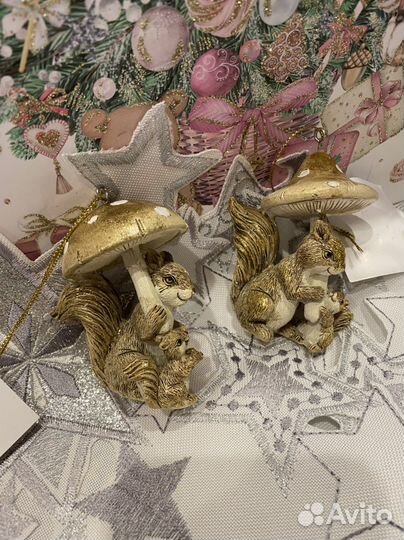 Новогодние елочные игрушки