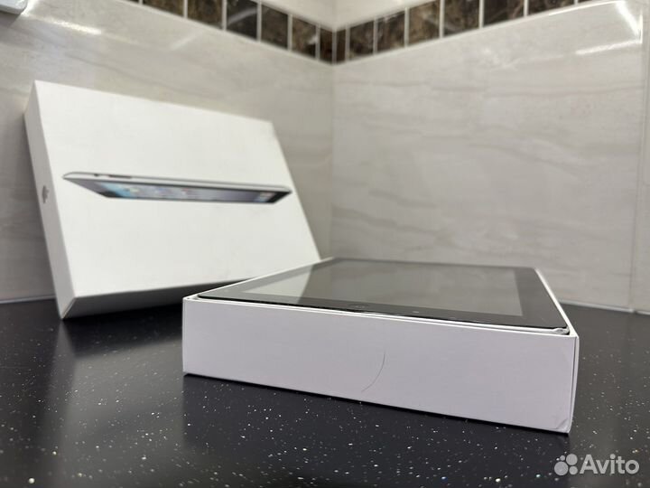iPad 2 Wi-Fi 3G, 32 гб