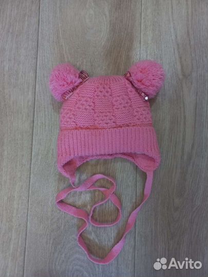 Комбинезон и 2 шапки для девочки до года бесплатно