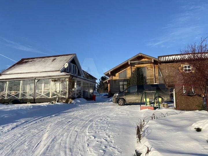 Дом 196 м² на участке 13 сот.