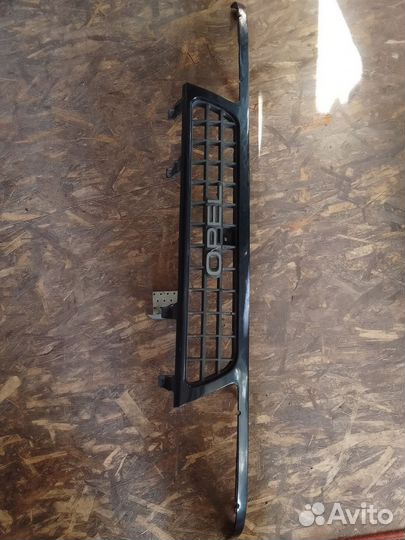 Решетка радиатора opel frontera sport