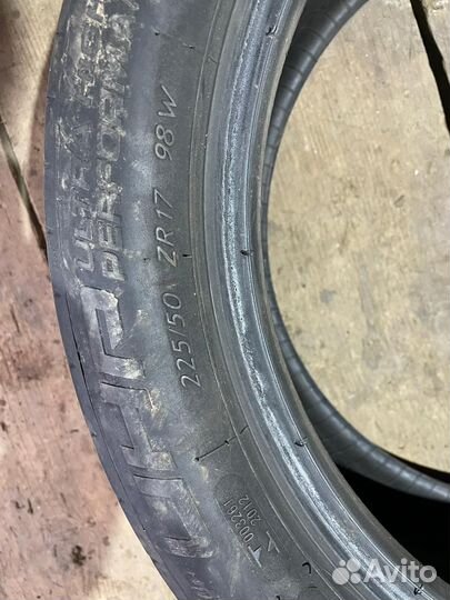 Kormoran Ultra High Performance 225/50 R17 98W