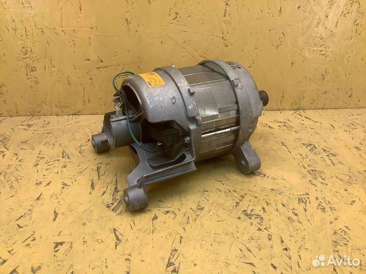 Двигатель мотор Zanussi Electrolux (2866)