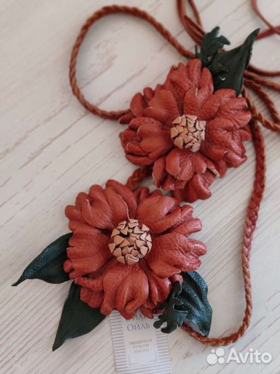 Пояс с цветами ручной работы