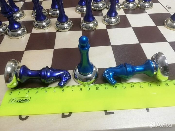 Большие красивые подарочные сувенирные шахматы