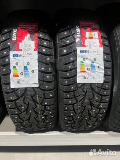 Zmax Winternova Stud II 245/40 R19 98H