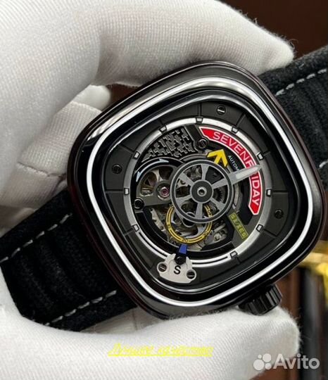 Часы мужские Sevenfriday