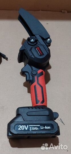 Цепная аккумуляторная пила Forcekraft 1 аккумулято